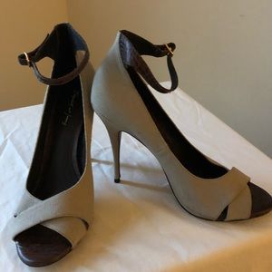 Elizabeth and James size 10 ankle strap heels